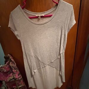 🩶Express Gray Asymmetrical Tunic Top🩶